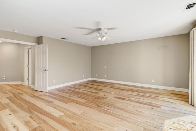 2812 Alder Point Dr, Roseville, CA 95661