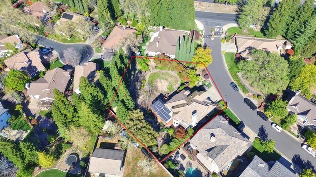 2812 Alder Point Dr, Roseville, CA 95661
