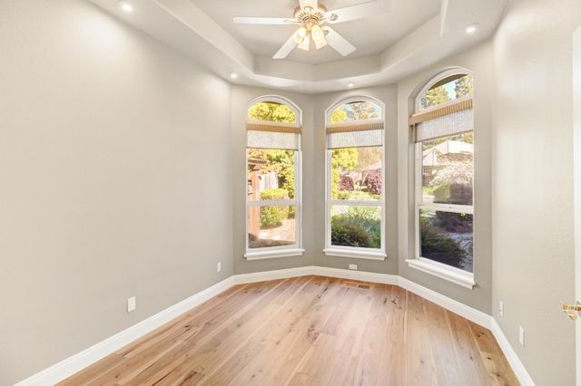 2812 Alder Point Dr, Roseville, CA 95661