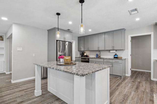 2605 Collard Road, Arlington, TX 76017
