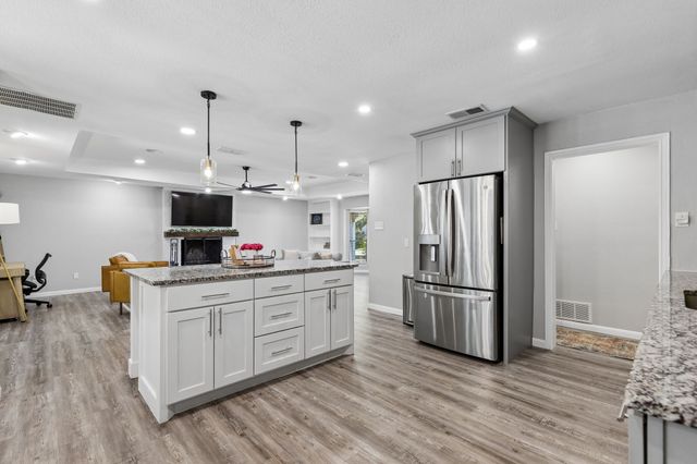 2605 Collard Road, Arlington, TX 76017