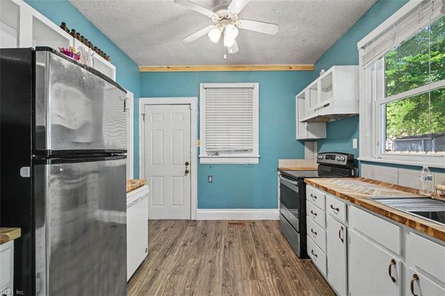 2905 Lens AVE, Norfolk, VA 23509