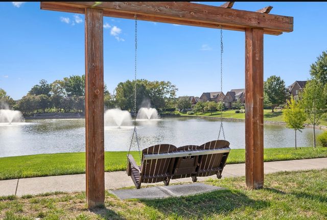 1073 Rochelle Ave, Thompsons Station, TN 37179