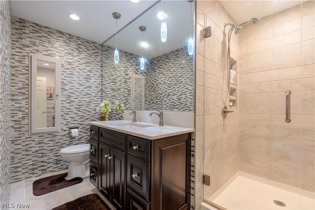 8640 Candleberry Street NW, Massillon, OH 44646