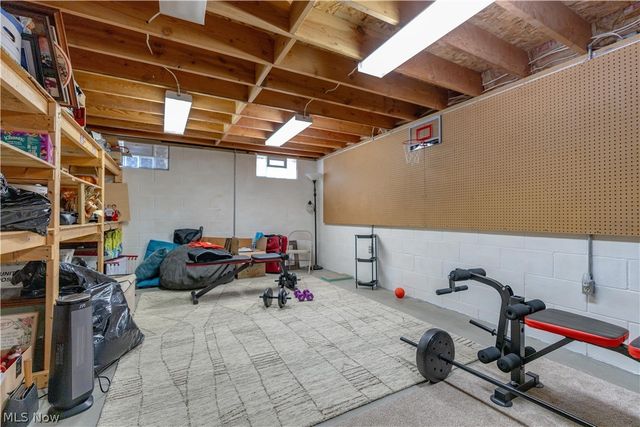 8640 Candleberry Street NW, Massillon, OH 44646