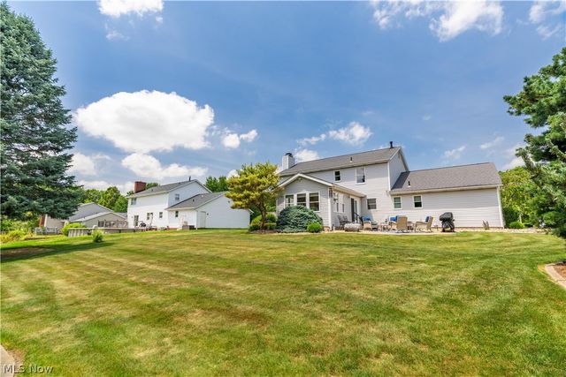 8640 Candleberry Street NW, Massillon, OH 44646