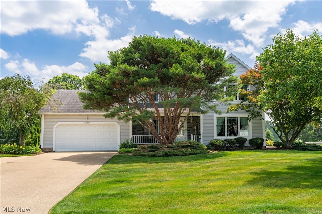 8640 Candleberry Street NW, Massillon, OH 44646