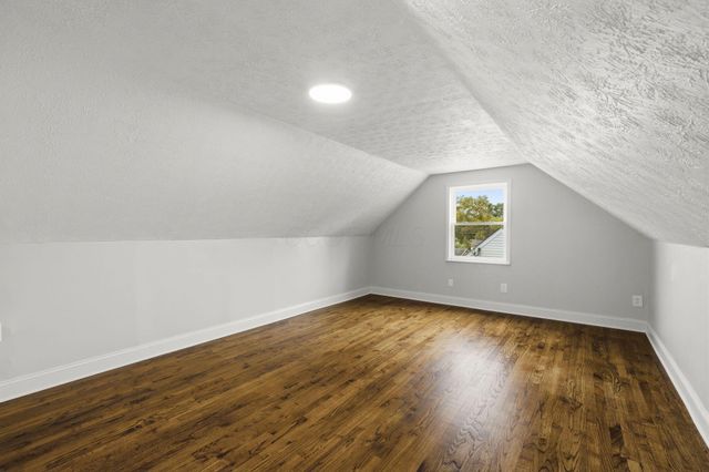 1207 Carbone Drive, Columbus, OH 43224