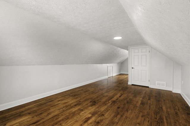 1207 Carbone Drive, Columbus, OH 43224