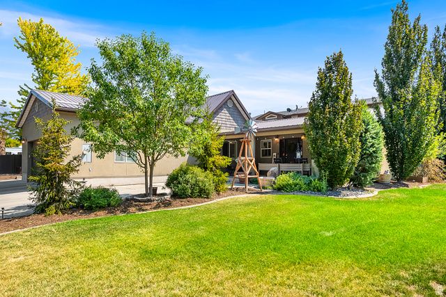 1014 E SMART LN, Sandy, UT 84094
