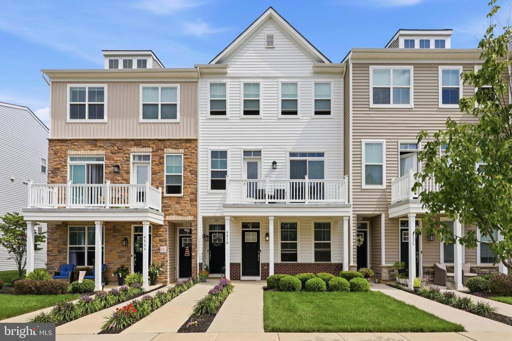 4818 FRANKLIN CIR, Pipersville, PA 18947