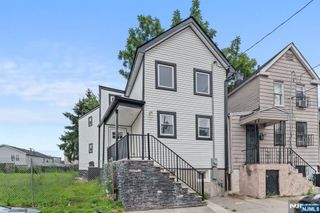 441 9th Street, Newark, NJ 07103