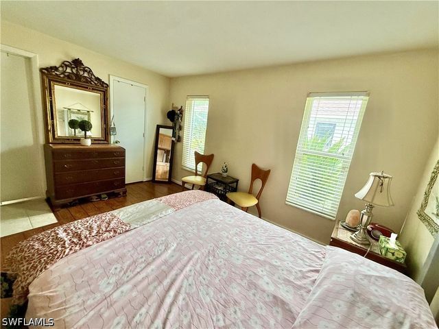 1066 Highlands DR, Naples, FL 34103