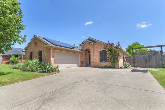 1114 Longhorn Lane, Forney, TX 75126