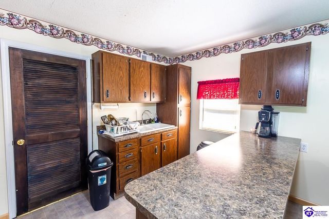 1198 Glendale Hodgenville Road, Glendale, KY 42740