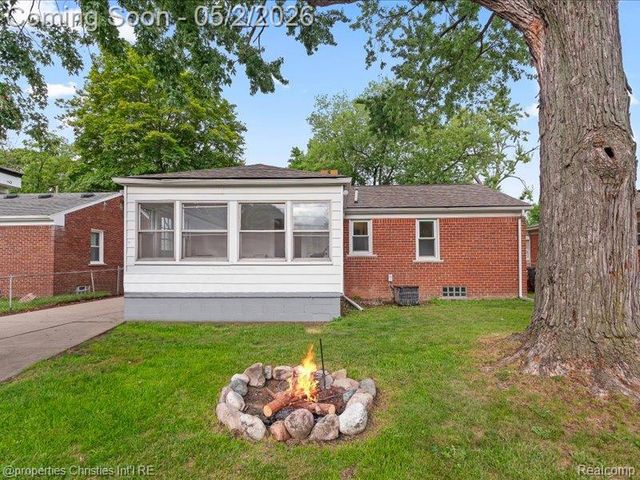 9928 Brookfield Street, Livonia, MI 48150