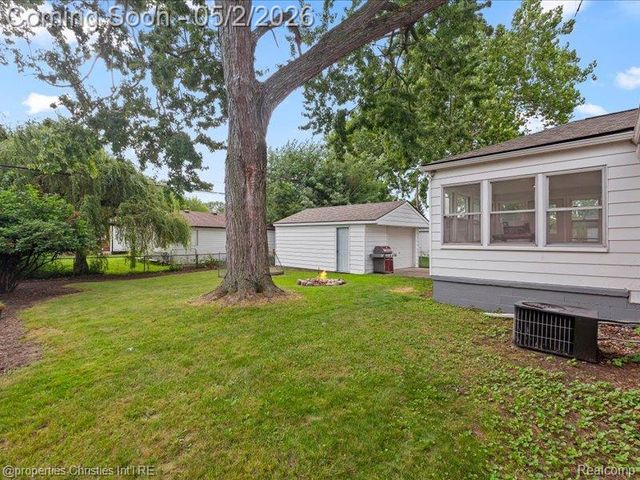 9928 Brookfield Street, Livonia, MI 48150