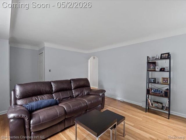 9928 Brookfield Street, Livonia, MI 48150