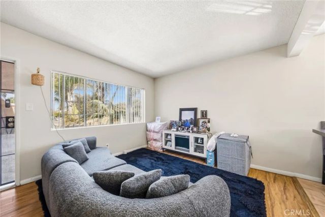 5333 Pine Avenue, Long Beach, CA 90805