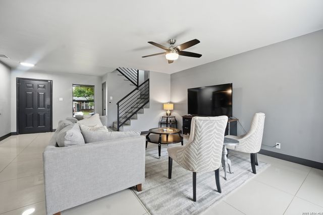 13050 CAVERN PARK DR, San Antonio, TX 78249