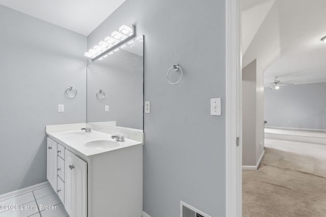 10000 Ivybridge Cir, Louisville, KY 40241