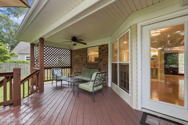 10000 Ivybridge Cir, Louisville, KY 40241