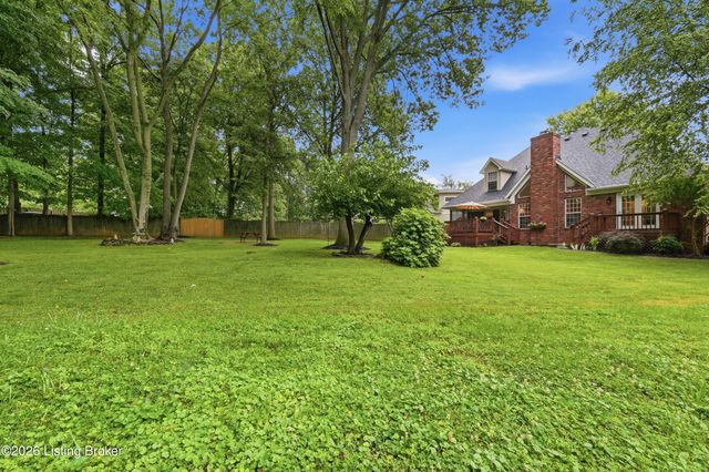 10000 Ivybridge Cir, Louisville, KY 40241