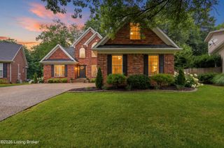 10000 Ivybridge Cir, Louisville, KY 40241