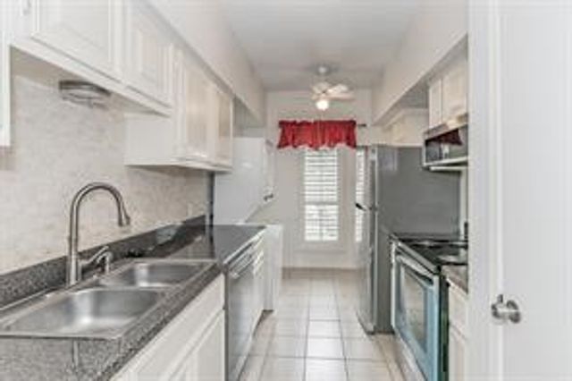 4436 Harlanwood Drive 210, Fort Worth, TX 76109