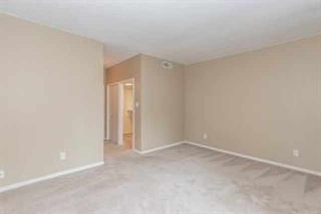 4436 Harlanwood Drive 210, Fort Worth, TX 76109