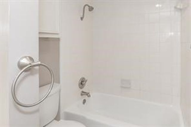 4436 Harlanwood Drive 210, Fort Worth, TX 76109