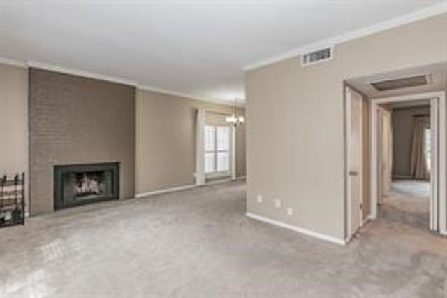 4436 Harlanwood Drive 210, Fort Worth, TX 76109