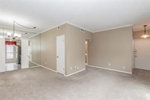 4436 Harlanwood Drive 210, Fort Worth, TX 76109