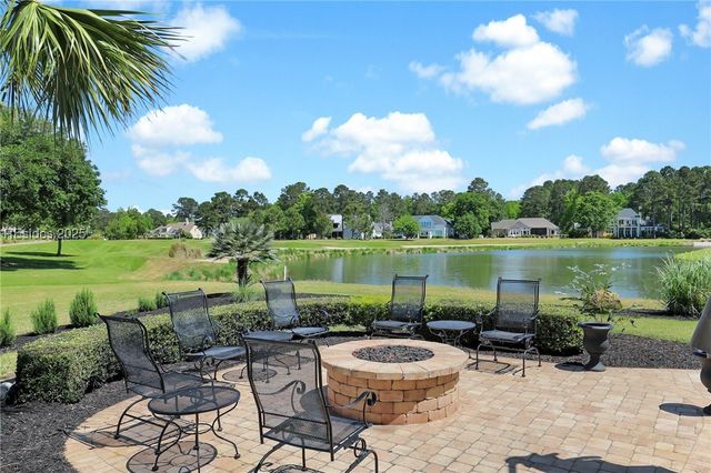 40 Hampton Hall Blvd, Bluffton, SC 29910