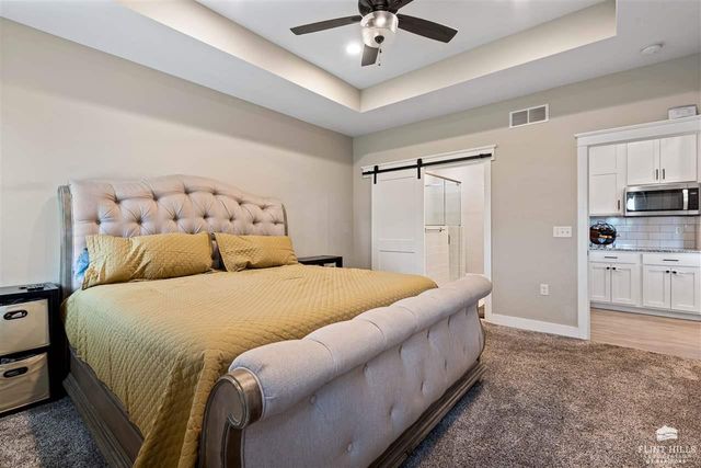 5420 Colbert Hills Drive, Manhattan, KS 66503