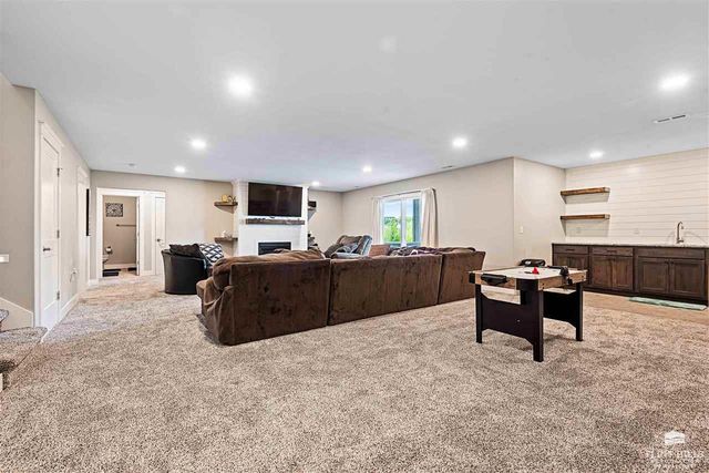 5420 Colbert Hills Drive, Manhattan, KS 66503