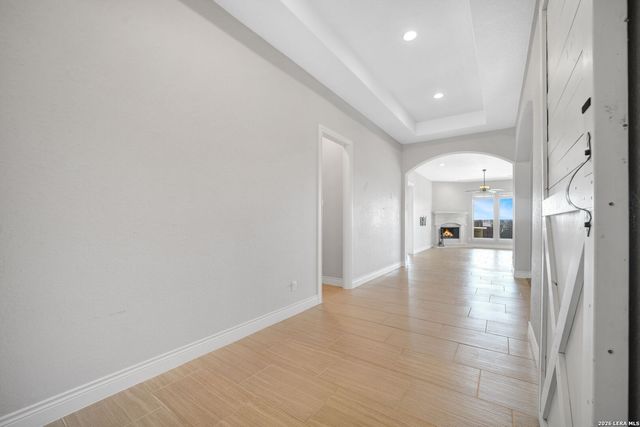 2725 SADDLEHORN DR, Seguin, TX 78155