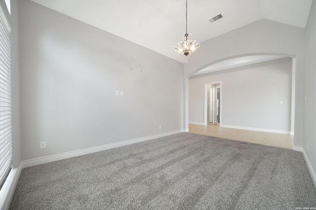 2725 SADDLEHORN DR, Seguin, TX 78155