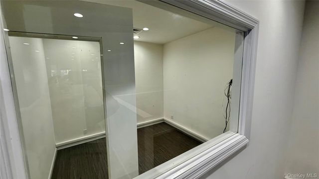 11221 Jamaica Avenue, Richmond Hill, NY 11418
