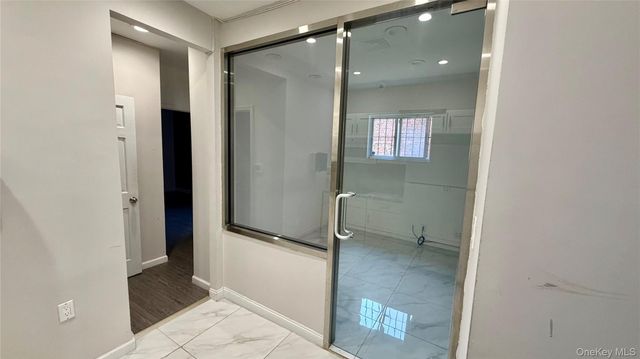 11221 Jamaica Avenue, Richmond Hill, NY 11418