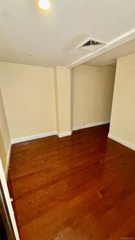 11221 Jamaica Avenue, Richmond Hill, NY 11418