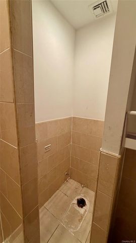11221 Jamaica Avenue, Richmond Hill, NY 11418