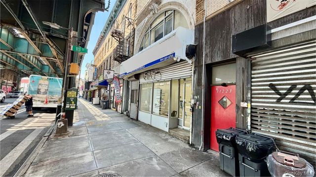 11221 Jamaica Avenue, Richmond Hill, NY 11418