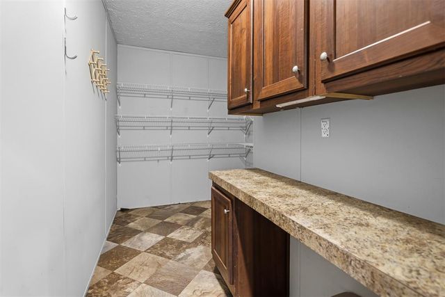 2412 State Highway 39, Blanchard, OK 73010