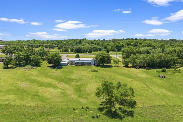 2412 State Highway 39, Blanchard, OK 73010