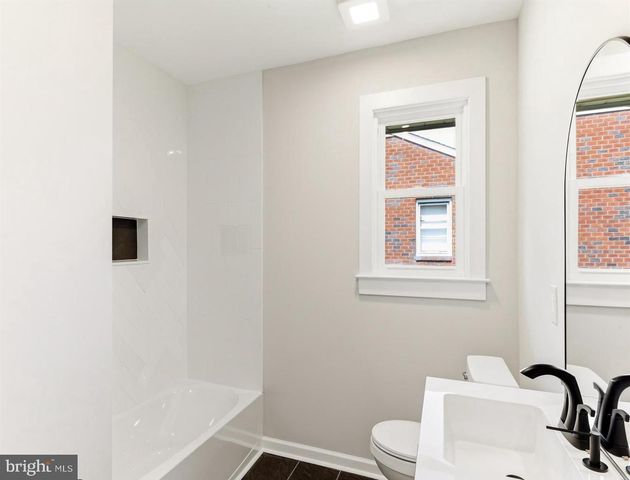 157 S POPLAR ST, Gibbstown, NJ 08027