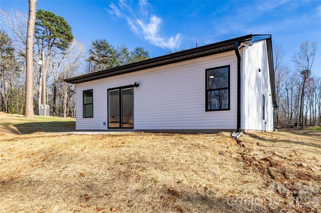 119 Chapel Hill Drive, Troy, NC 27371