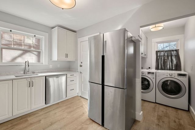 41 Aberdeen 1, Newton, MA 02461