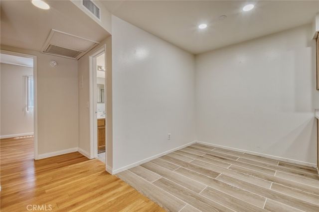 4546 Murietta Avenue 105, Sherman Oaks, CA 91423