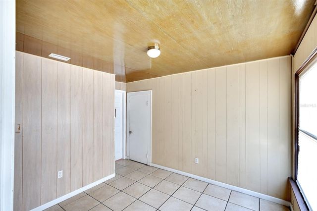 2118 53RD AVENUE W, Bradenton, FL 34207